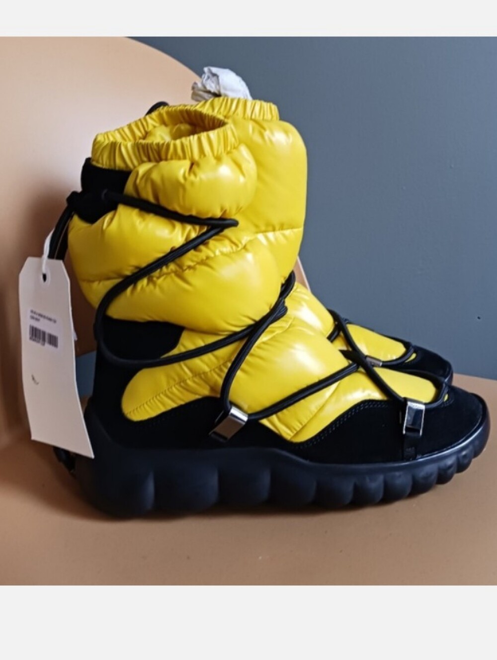 New MONCLER Cora Snow Boots Size 37